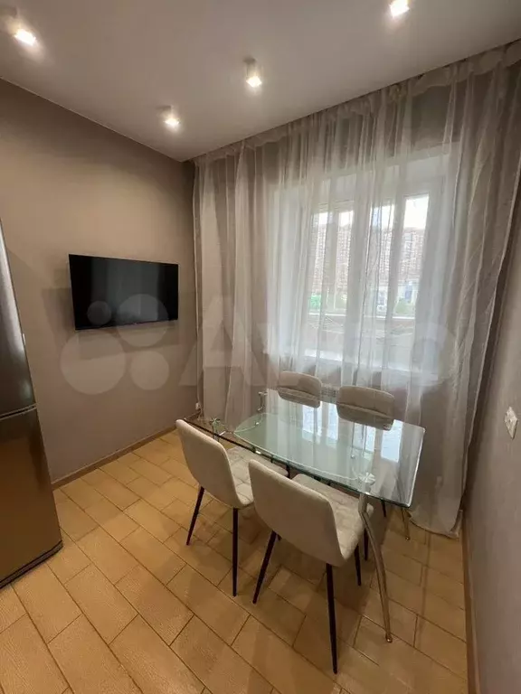 2-к. квартира, 65 м, 4/19 эт. - Фото 0