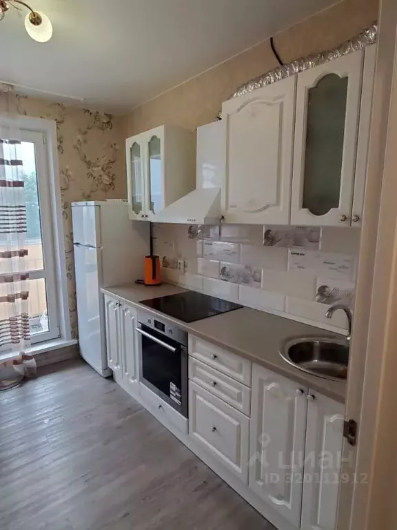 1-к кв. Новосибирская область, Новосибирск ул. Кирова, 225 (40.0 м) - Фото 0