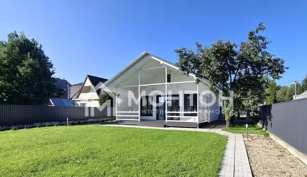 Коттедж в Московская область, Одинцовский городской округ, с. ... - Фото 1