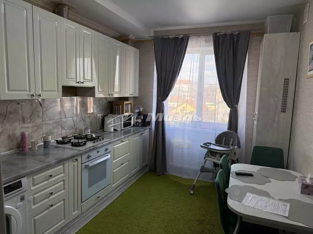2-к кв. Крым, Симферополь ул. Чекистов, 22 (63.2 м) - Фото 1