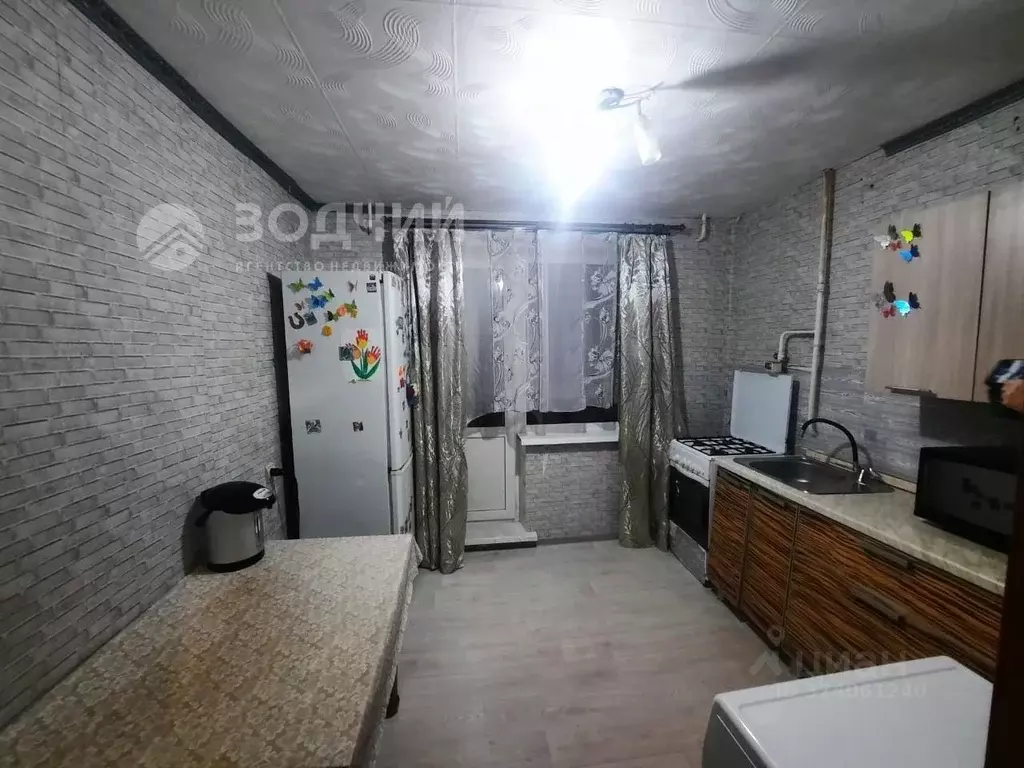 3-к кв. Чувашия, Шумерля ул. Горького, 20 (70.2 м) - Фото 1