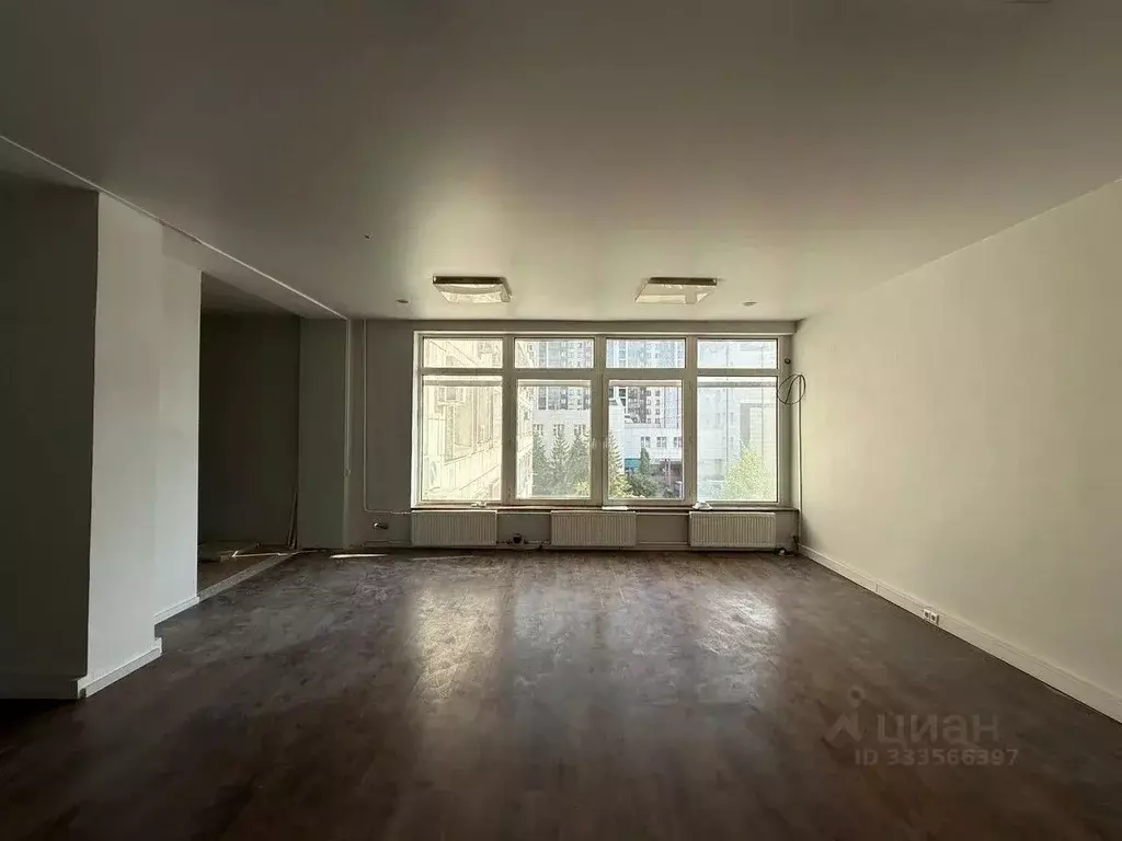 Офис в Татарстан, Казань ул. Маршала Чуйкова, 2Д (79 м) - Фото 1