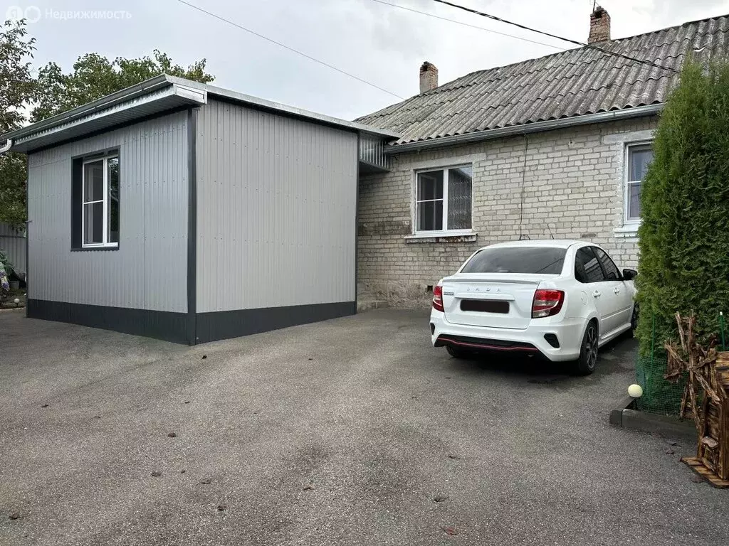 Дом в посёлок Иноземцево, посёлок Капельница, улица Островского, 38 ... - Фото 1