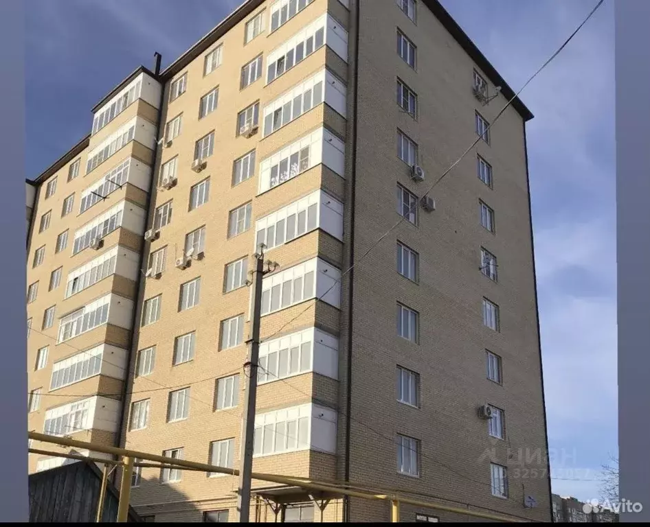 2-к кв. Карачаево-Черкесия, Черкесск ул. Имени Ворошилова, 42 (96.0 м) - Фото 1