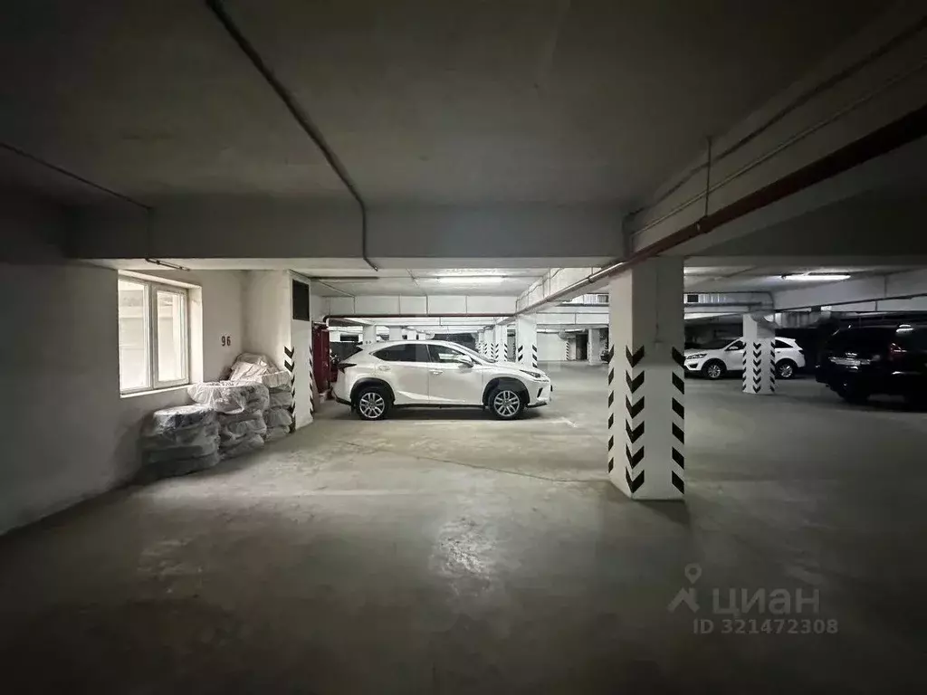 Гараж в Крым, Алушта ул. Школьная (17 м) - Фото 1