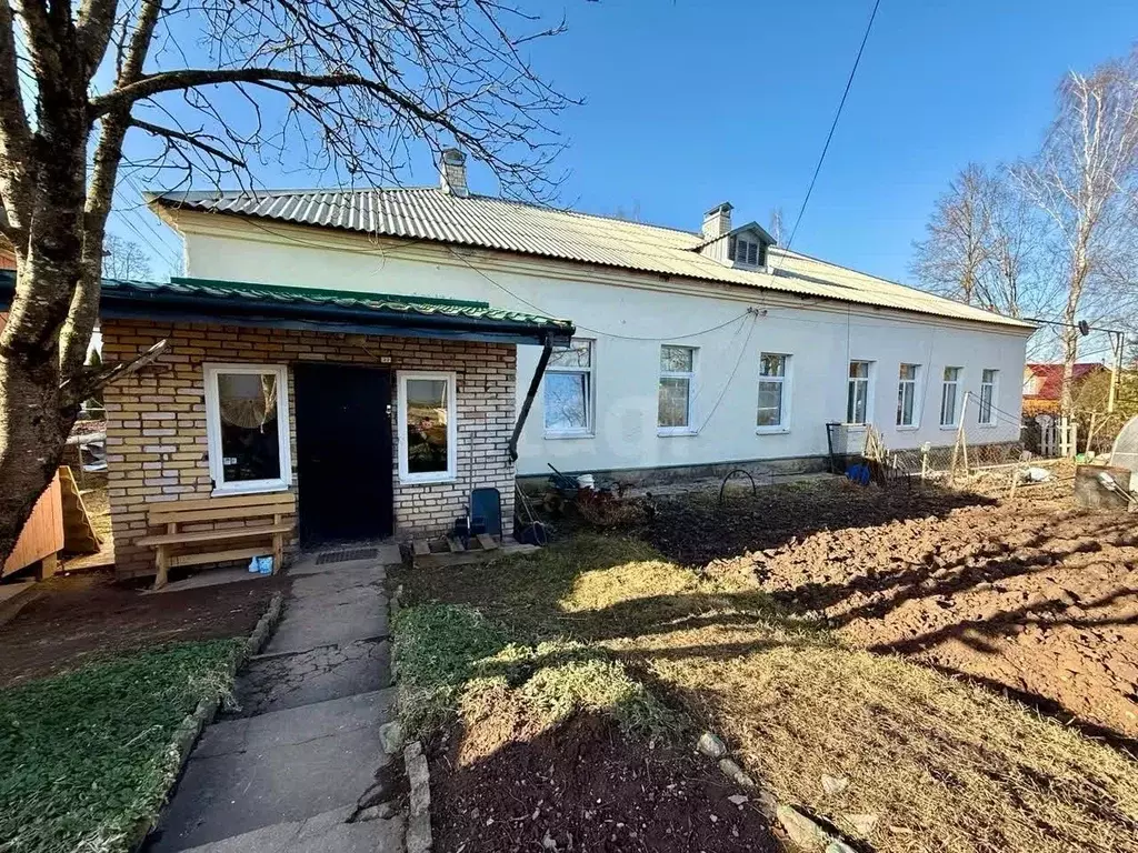 2-к кв. Псковская область, Порхов Крестьянская ул., 88 (51.9 м) - Фото 1