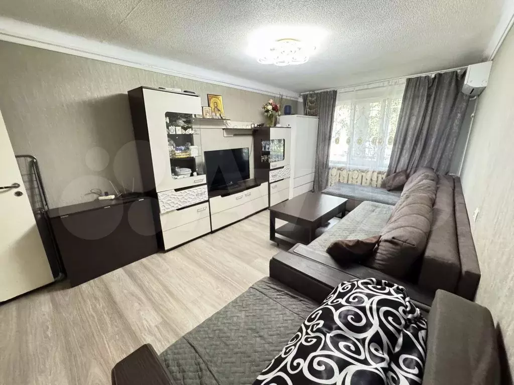 2-к. квартира, 52 м, 1/5 эт. - Фото 0