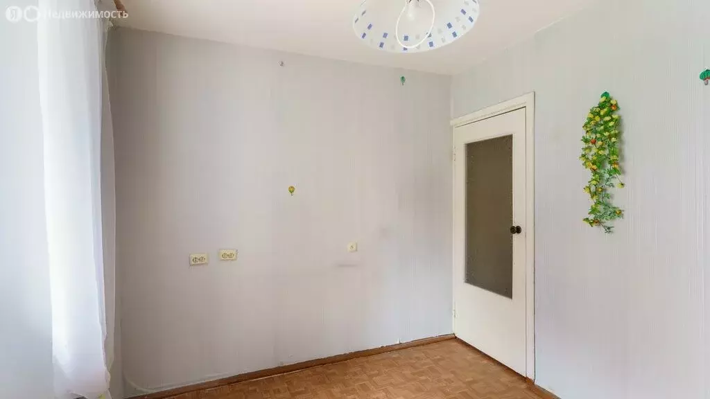 2-комнатная квартира: Тюмень, Широтная улица, 96к1 (59.2 м) - Фото 0