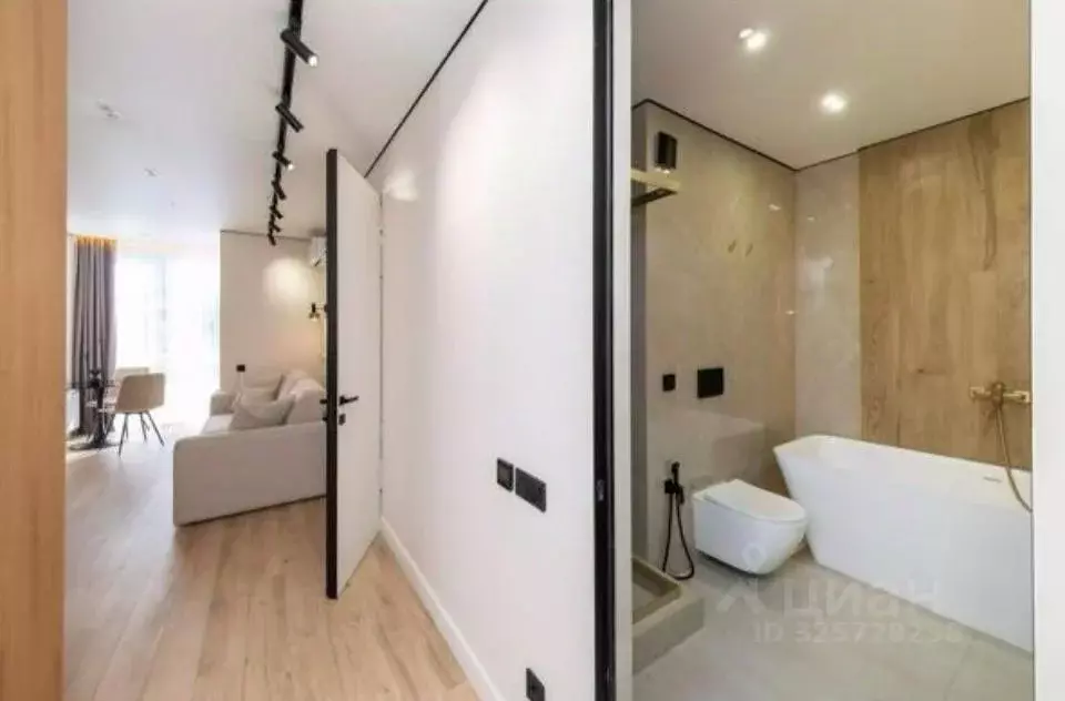 2-к кв. Краснодарский край, Сочи Завокзальный мкр, пер. Трунова (45.3 ... - Фото 1