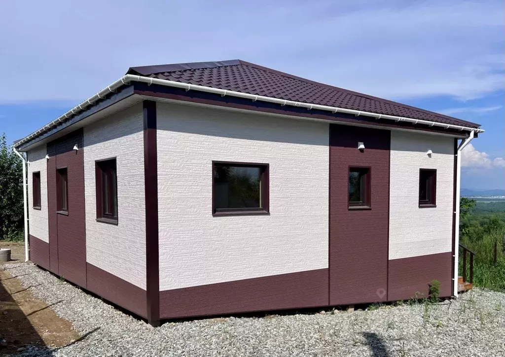 Дом в Приморский край, Надеждинский район, Кварц СТ ул. Хрустальная ... - Фото 1