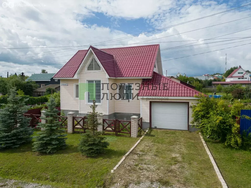 Дом в Якшур-Бодья, улица Чехова, 3 (150 м) - Фото 1