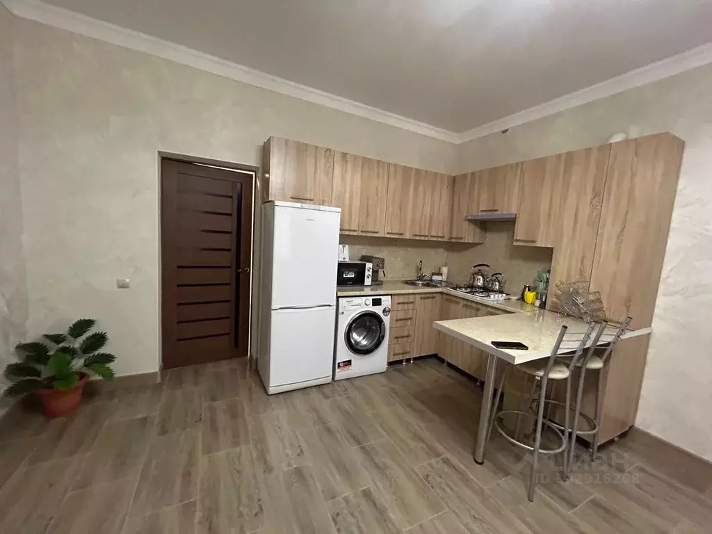 Дом в Дагестан, Дербент Заря СТ, ул. Ангарская (70 м) - Фото 1