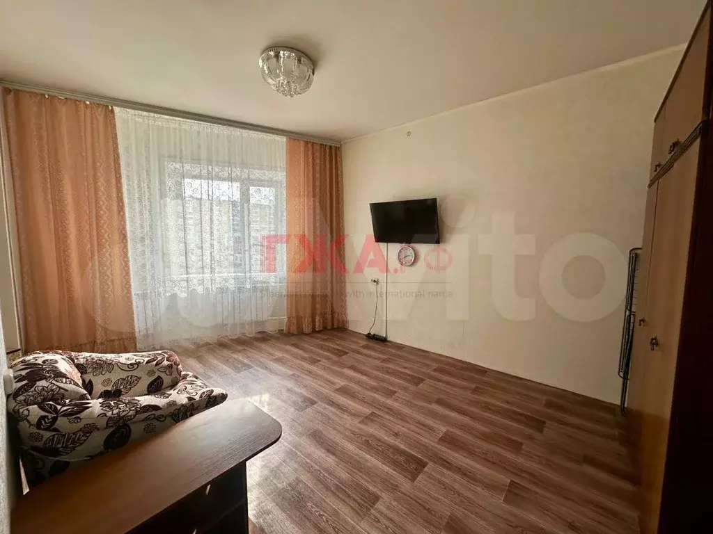 1-к. квартира, 43 м, 4/10 эт. - Фото 0