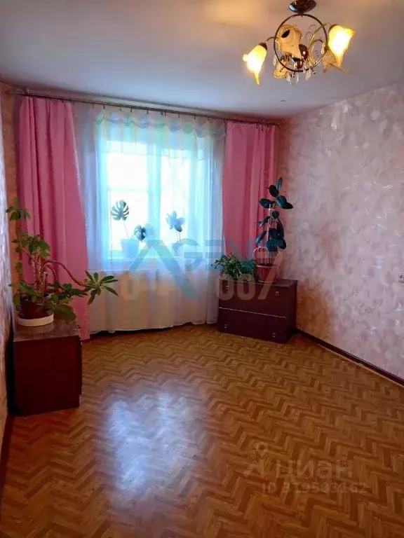 3-к кв. Белгородская область, Белгород ул. Щорса, 47 (70.0 м) - Фото 0