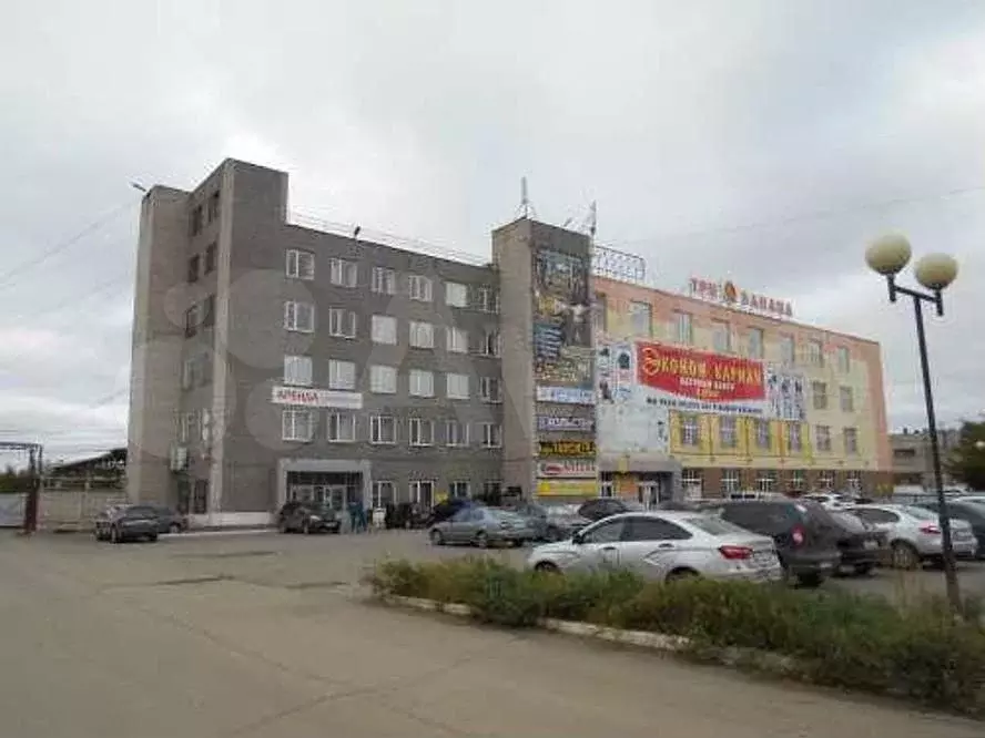 Гипермаркет «Три банана г. Ижевск 9 015,7 кв.м - Фото 0