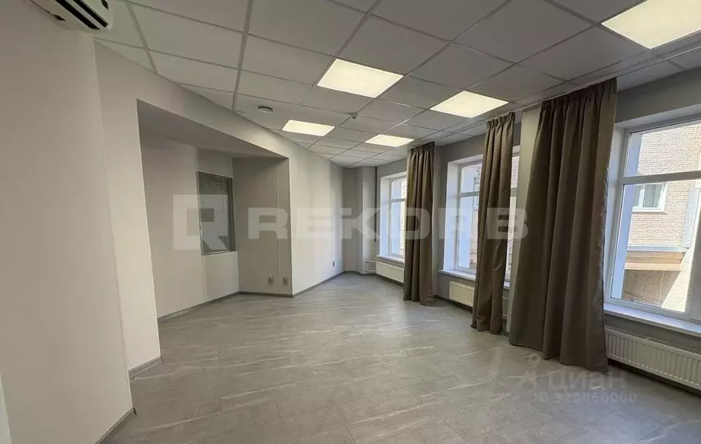 Офис в Санкт-Петербург Воронежская ул., 5к3 (202 м) - Фото 2