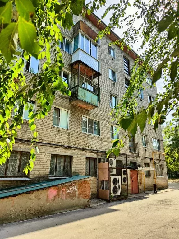 2-к кв. Воронежская область, Воронеж ул. Димитрова, 130 (43.5 м) - Фото 0