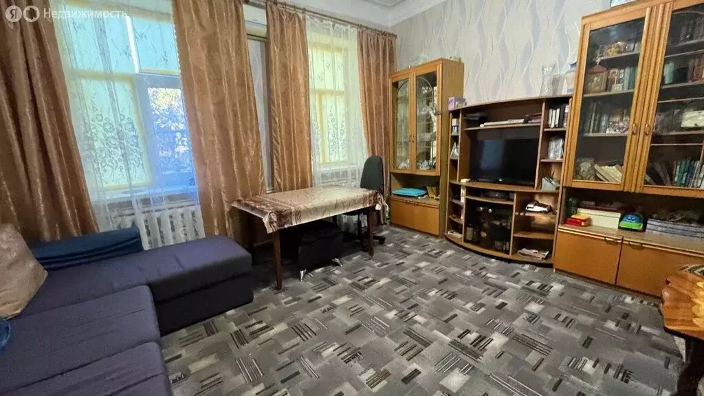 Дом в Лабинск, улица Ленина (50 м) - Фото 1