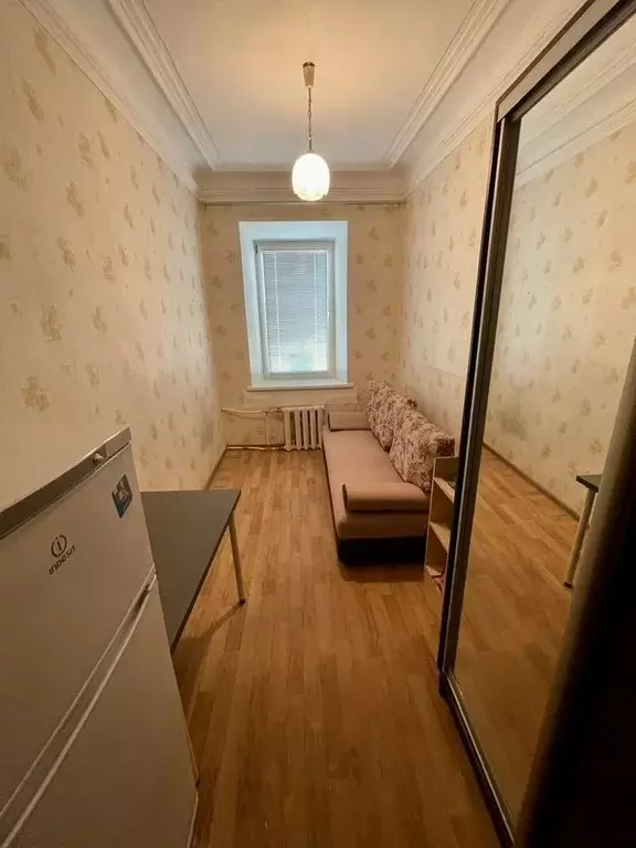 Комната Санкт-Петербург Введенская ул., 19 - Фото 1