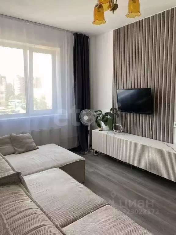 1-к кв. Красноярский край, Красноярск ул. Молокова, 10 (36.2 м) - Фото 1