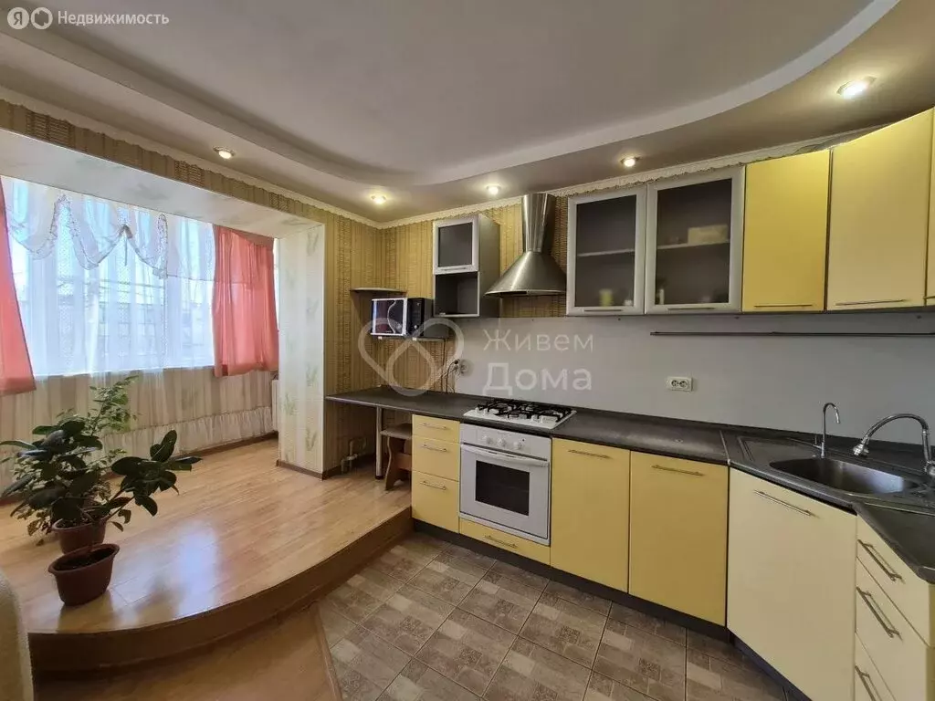 2-комнатная квартира: Волгоград, улица Строителей, 7 (70.6 м) - Фото 1