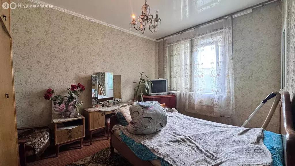2-комнатная квартира: Астрахань, улица Куликова, 48к1 (50 м) - Фото 1