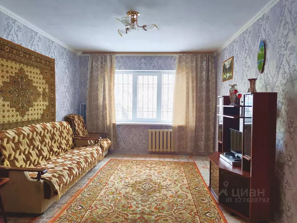 2-к кв. Омская область, Омск ул. Кирова, 7 (51.1 м) - Фото 1