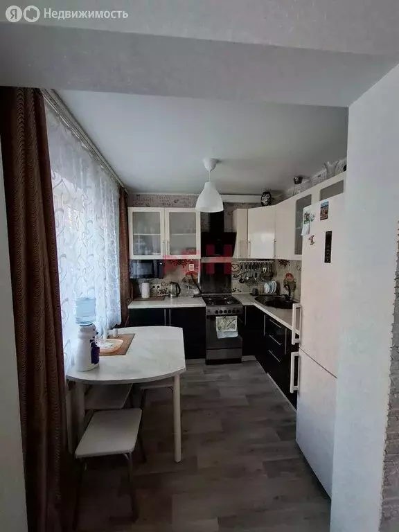 2-комнатная квартира: Омск, микрорайон Городок Нефтяников, улица ... - Фото 2