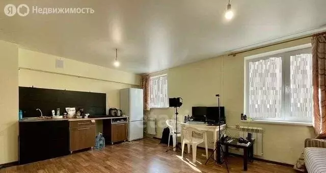 Квартира-студия: Екатеринбург, улица Большакова, 97 (31 м) - Фото 1