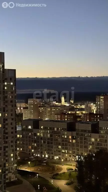 3-комнатная квартира: Пермь, улица Революции, 48В (83.9 м) - Фото 2