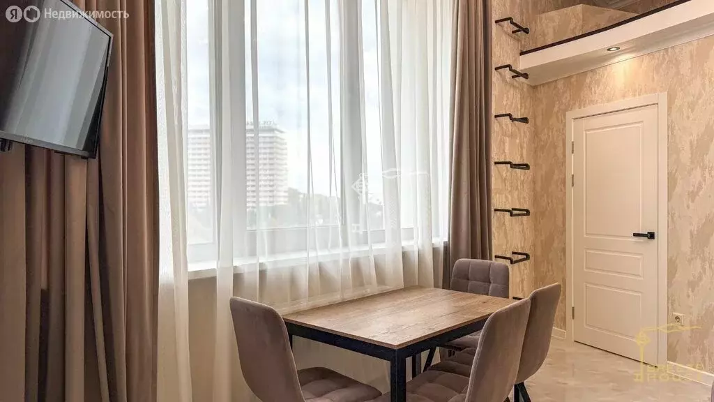 2-комнатная квартира: Ялта, улица Дражинского, 48В (34 м) - Фото 2