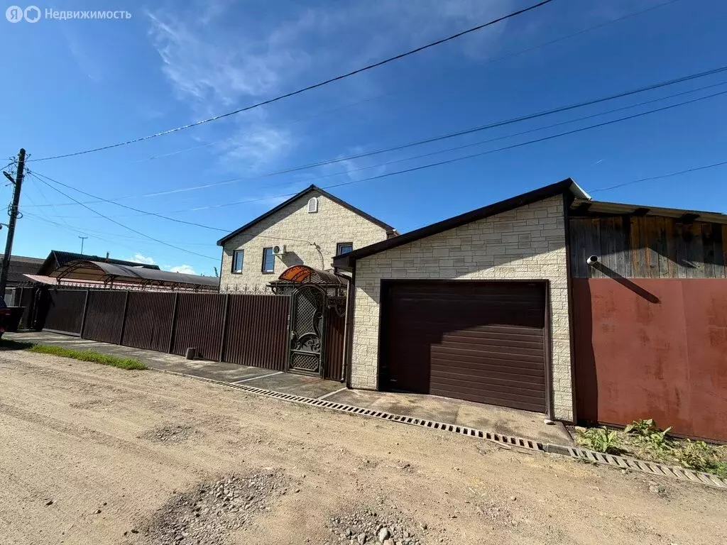Дом в Арсеньев, 2-я Боевая улица, 10 (159.6 м) - Фото 1