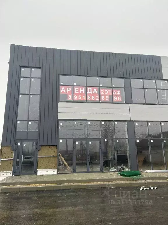 Помещение свободного назначения в Воронежская область, с. Семилуки ул. ... - Фото 1