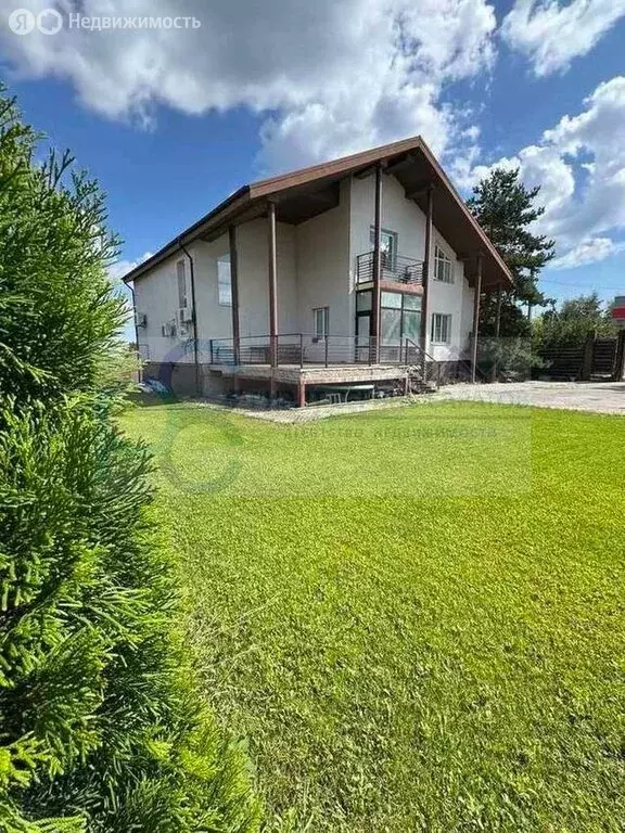 Дом в Усть-Курдюм, Большая Советская улица (374.2 м) - Фото 1
