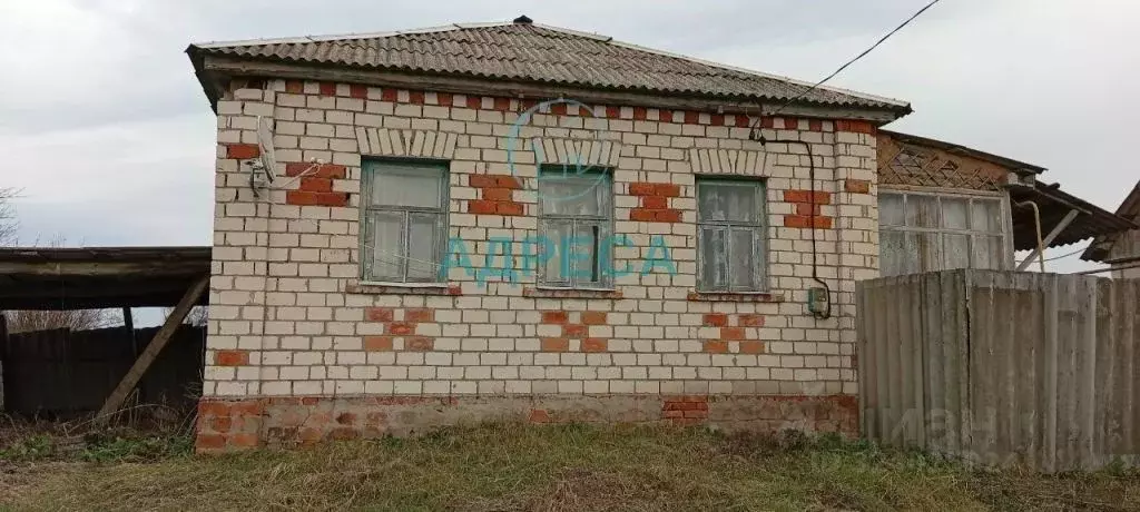 Дом в Белгородская область, Чернянский район, Волоконовское с/пос, с. ... - Фото 1