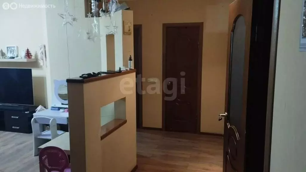 4-комнатная квартира: Кривянская, Мостовая улица, 8 (85 м) - Фото 1