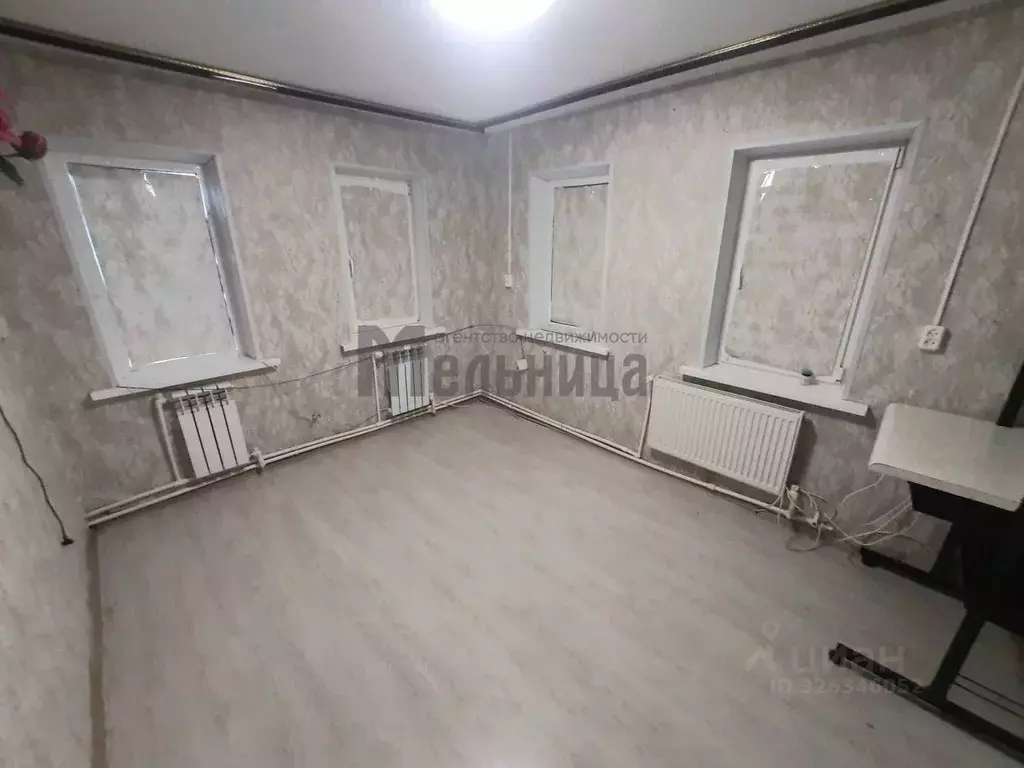 Дом в Волгоградская область, Краснослободск Среднеахтубинский район, ... - Фото 1