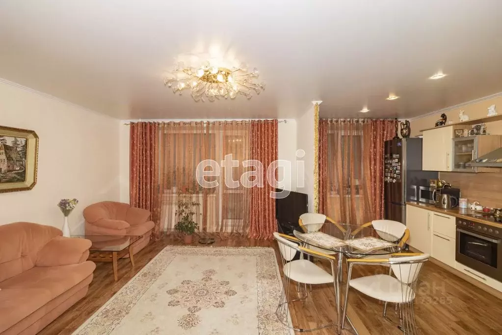 2-к кв. Тюменская область, Тюмень ул. Николая Федорова, 4 (67.5 м) - Фото 2