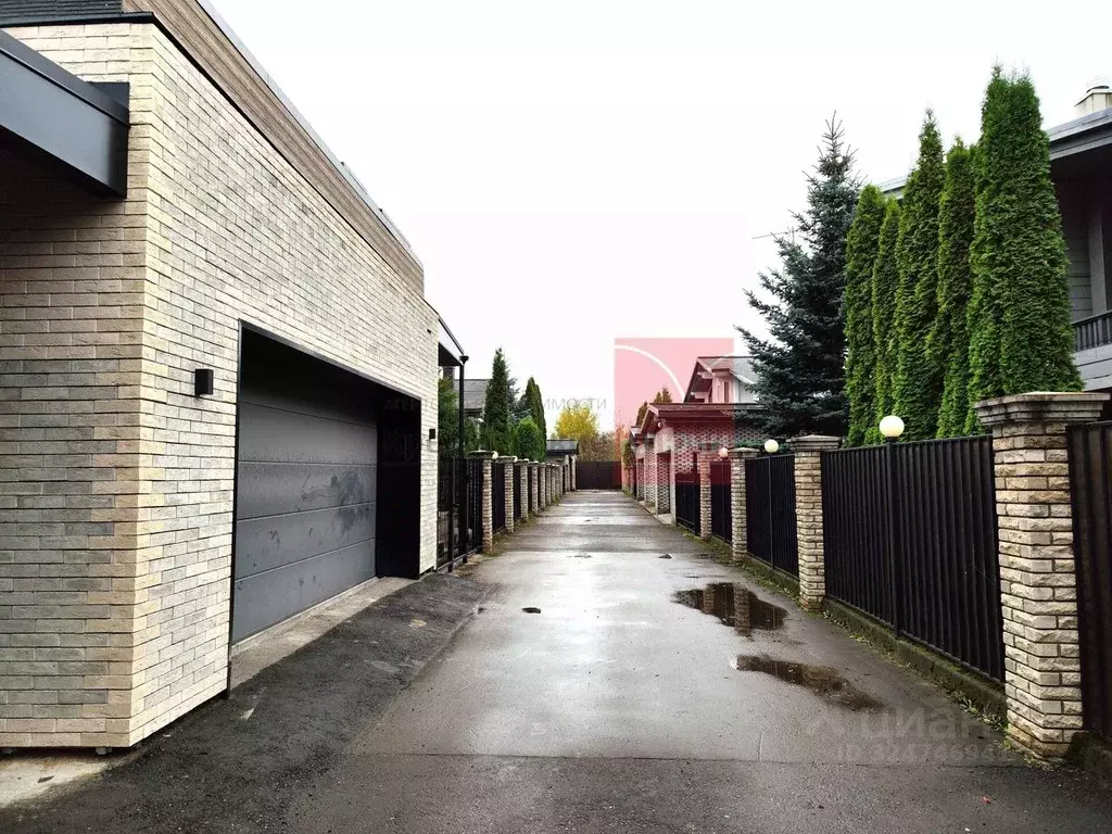 Участок в Московская область, Красногорск городской округ, с. ... - Фото 1