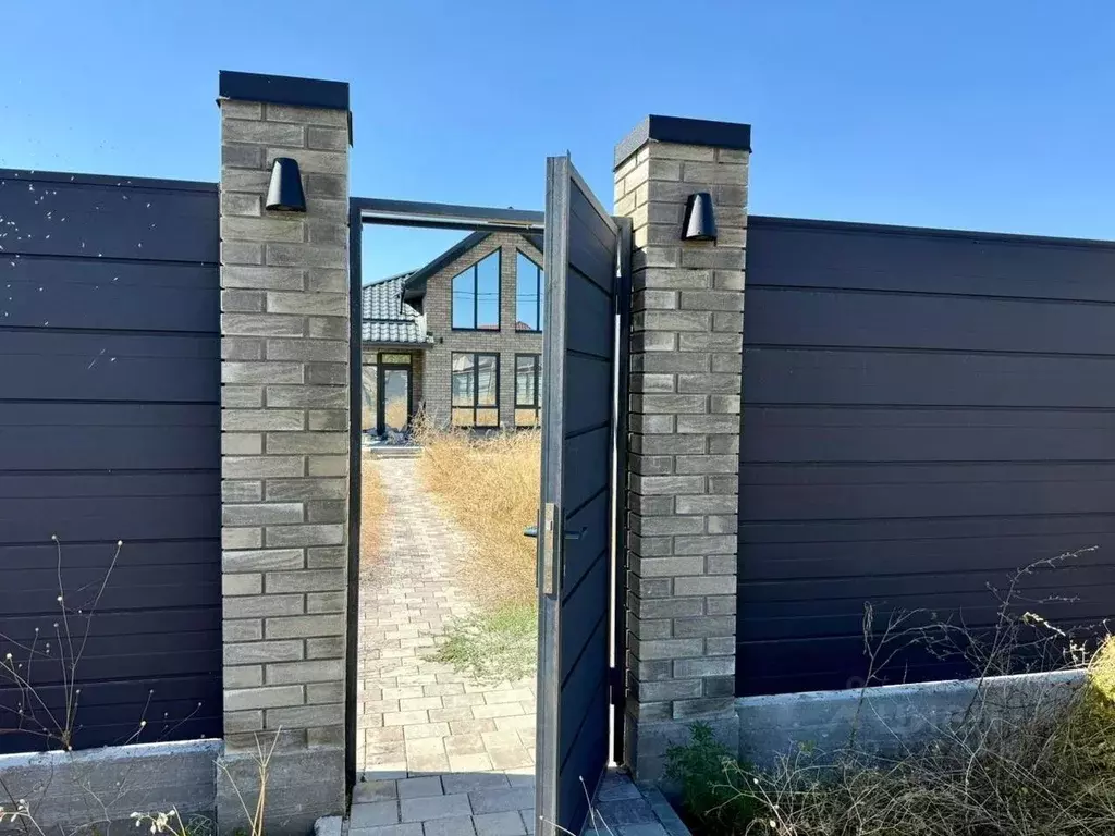 Дом в Крым, Симферопольский район, Трудовское с/пос, пос. Айкаван ул. ... - Фото 2