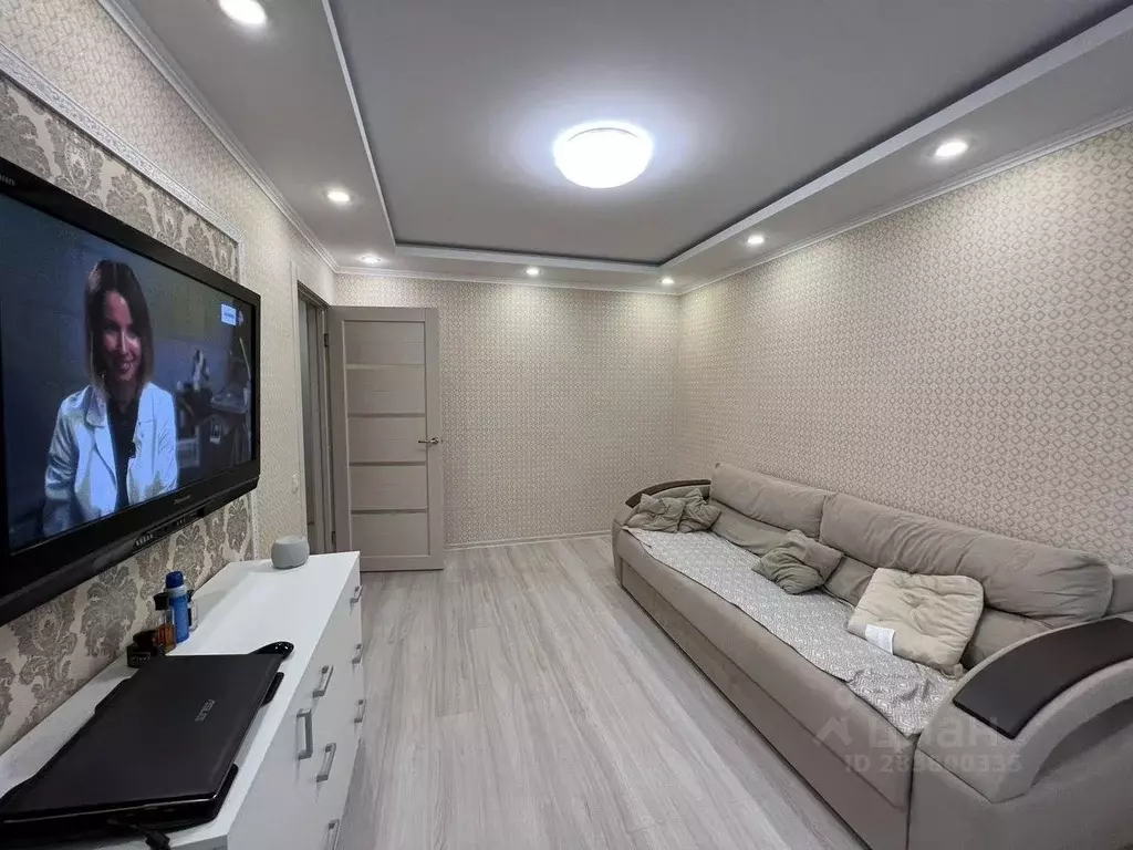 2-к кв. Татарстан, Казань ул. Кулахметова, 6 (50.0 м) - Фото 1