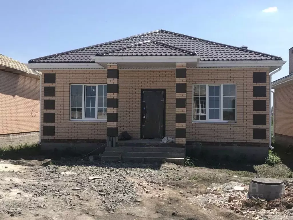 Дом в Ростовская область, Мясниковский район, Красный Крым хут.  (100 ... - Фото 1