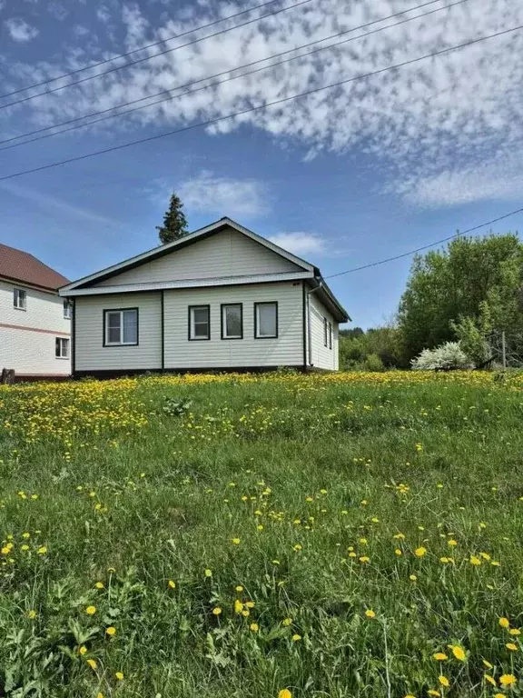 Дом в Нижегородская область, Перевозский муниципальный округ, с. ... - Фото 2