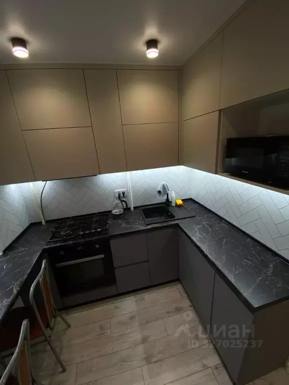 2-к кв. Кировская область, Киров ул. Мира, 22а (44.5 м) - Фото 1