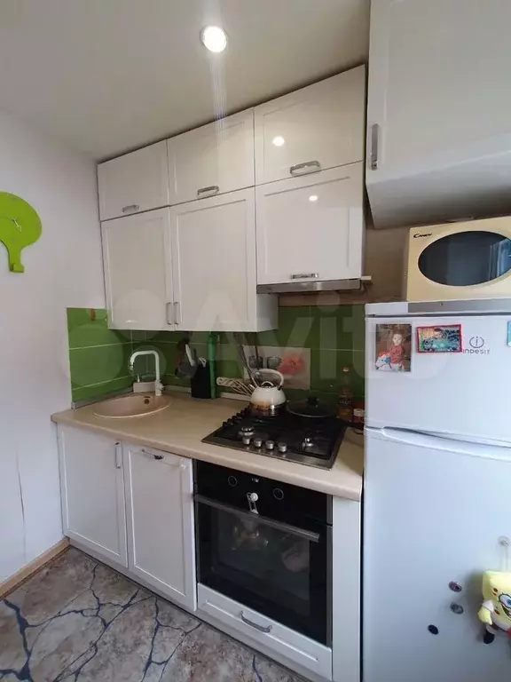 3-к. квартира, 61 м, 1/5 эт. - Фото 0