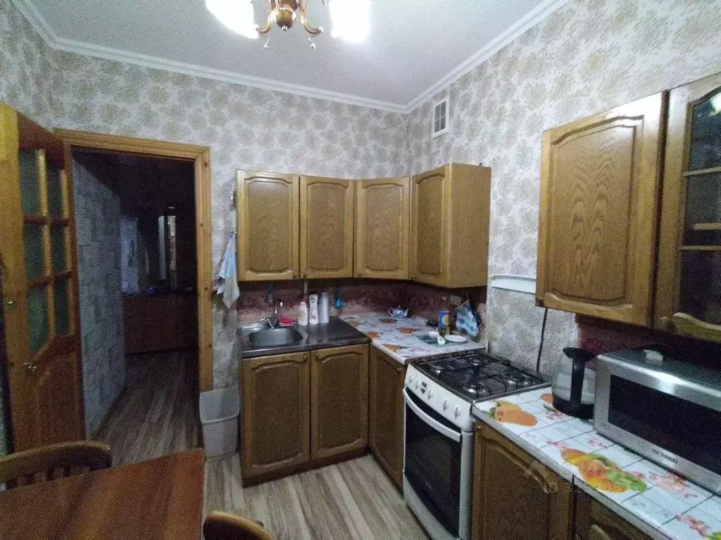 3-к кв. Коми, Ухта наб. Нефтяников, 8 (57.1 м) - Фото 1