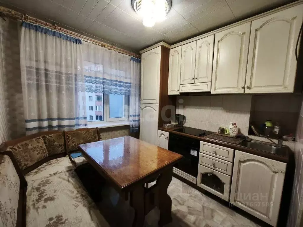 3-к кв. Башкортостан, Уфа ул. Максима Рыльского, 25/2 (66.3 м) - Фото 1