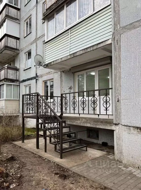 Помещение свободного назначения в Ленинградская область, Луга Городок ... - Фото 1