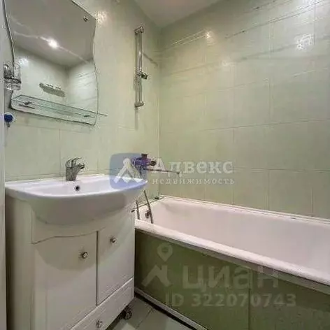 1-к кв. Тюменская область, Тюмень проезд Стахановцев, 1 (34.0 м) - Фото 1