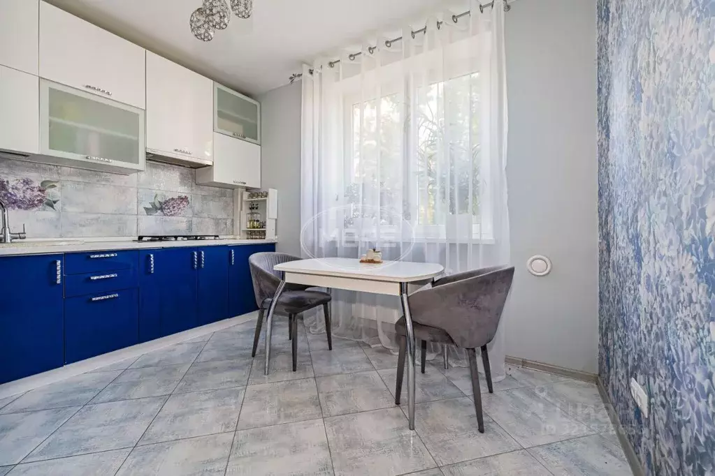 2-к кв. Калининградская область, Гурьевск Степной пер., 17В (53.8 м) - Фото 1